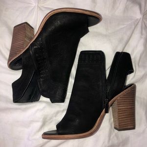 vince camuto heels